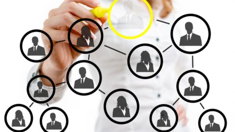 Caza talentos en estrategia CRM