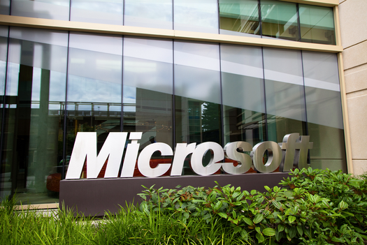 Microsoft completa su oferta de cloud computing al ofrecer Windows Azure en modo IaaS