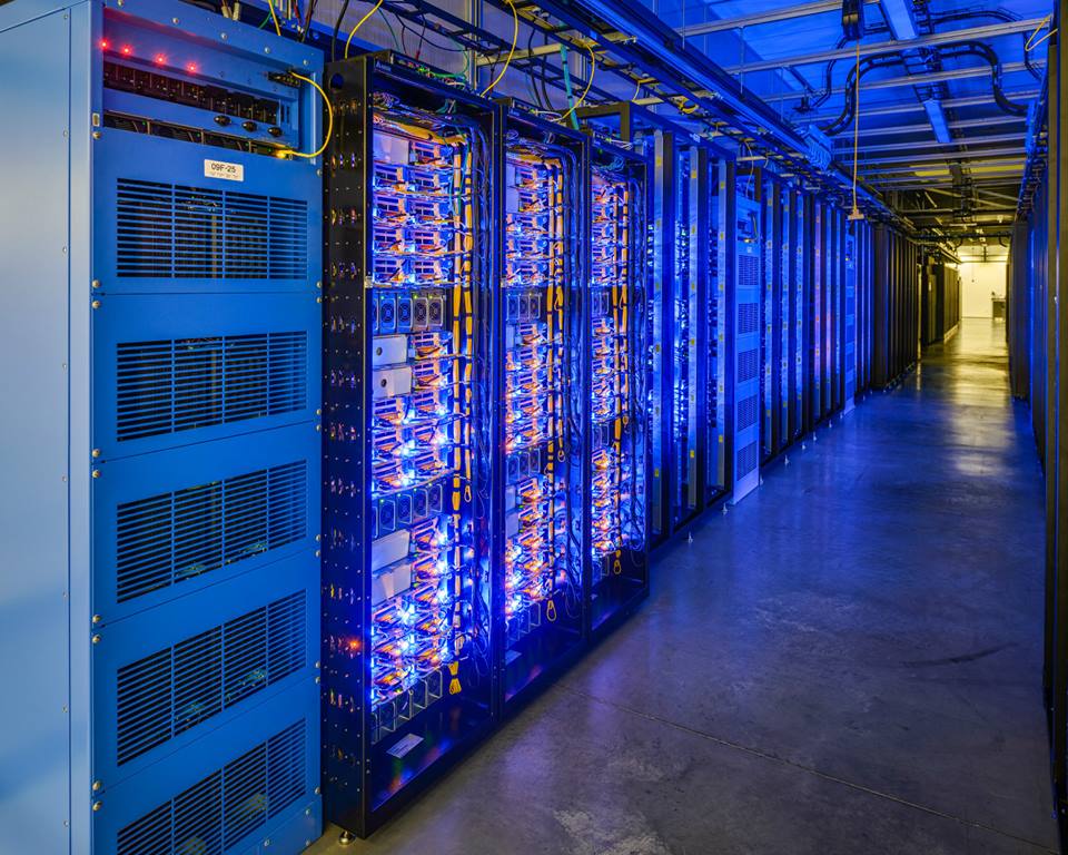 Facebook publica Presto, su motor de búsqueda para Big Data, como código abierto